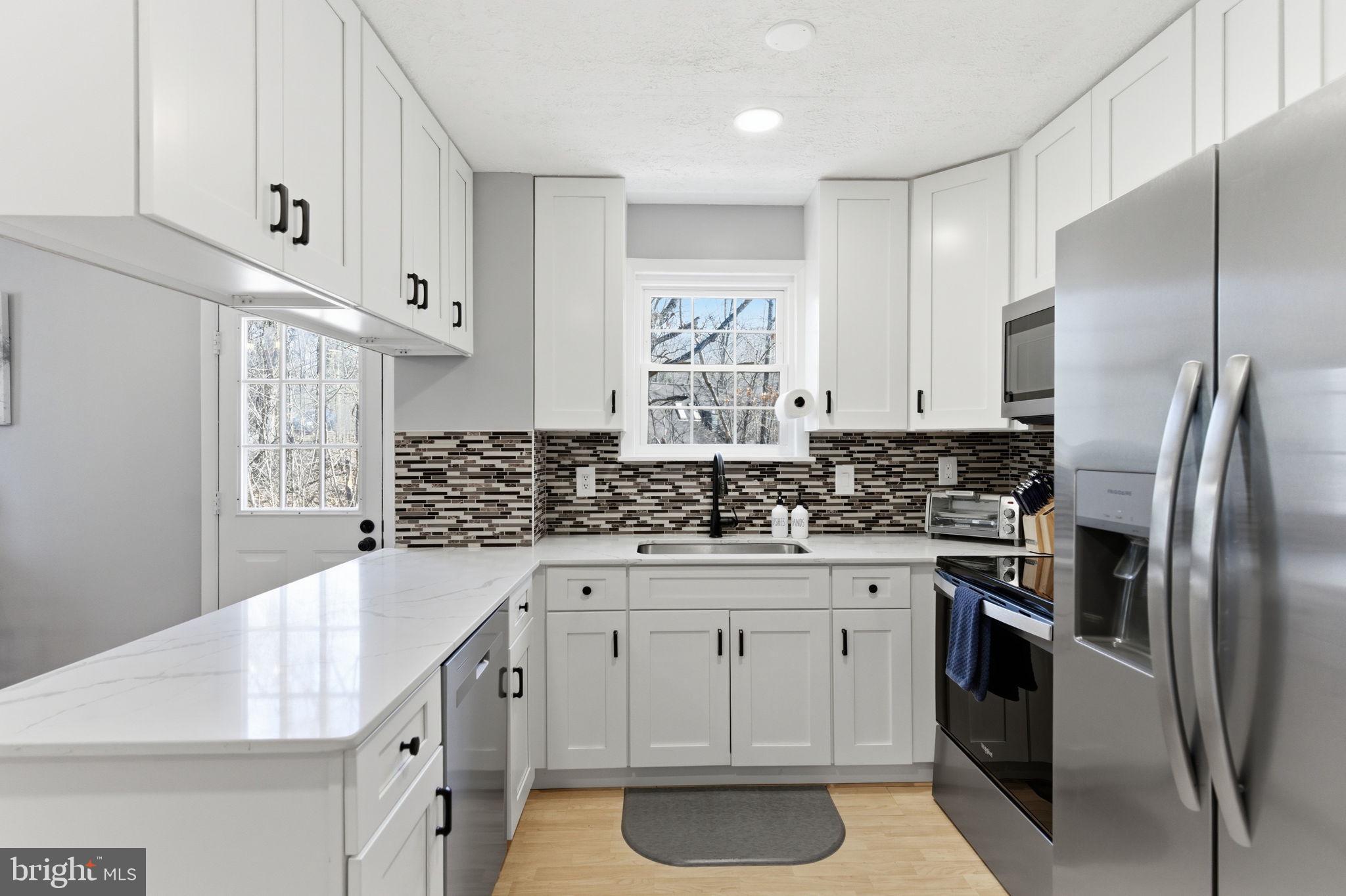 GLENWOOD FOREST - Residential