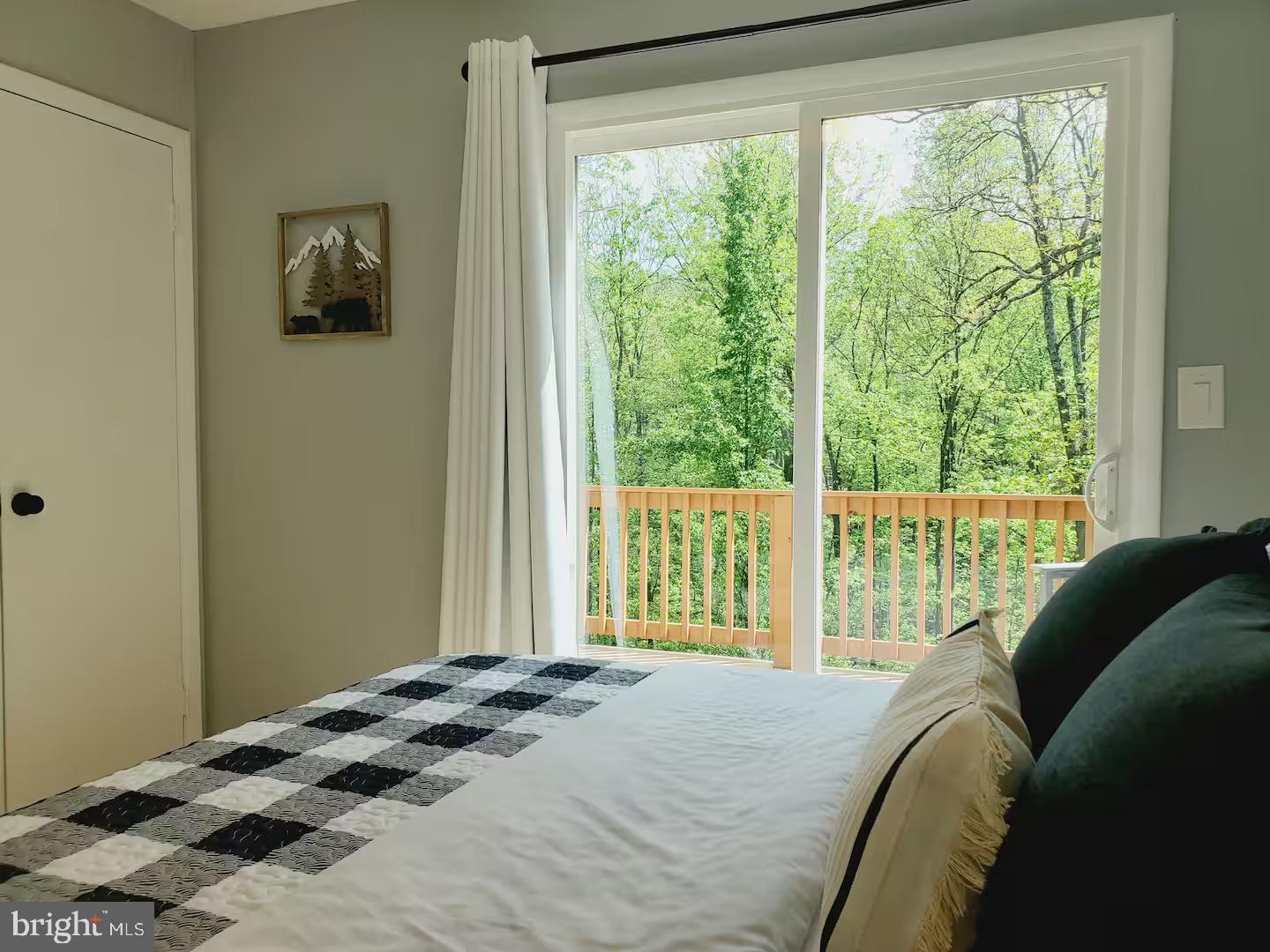 GLENWOOD FOREST - Residential