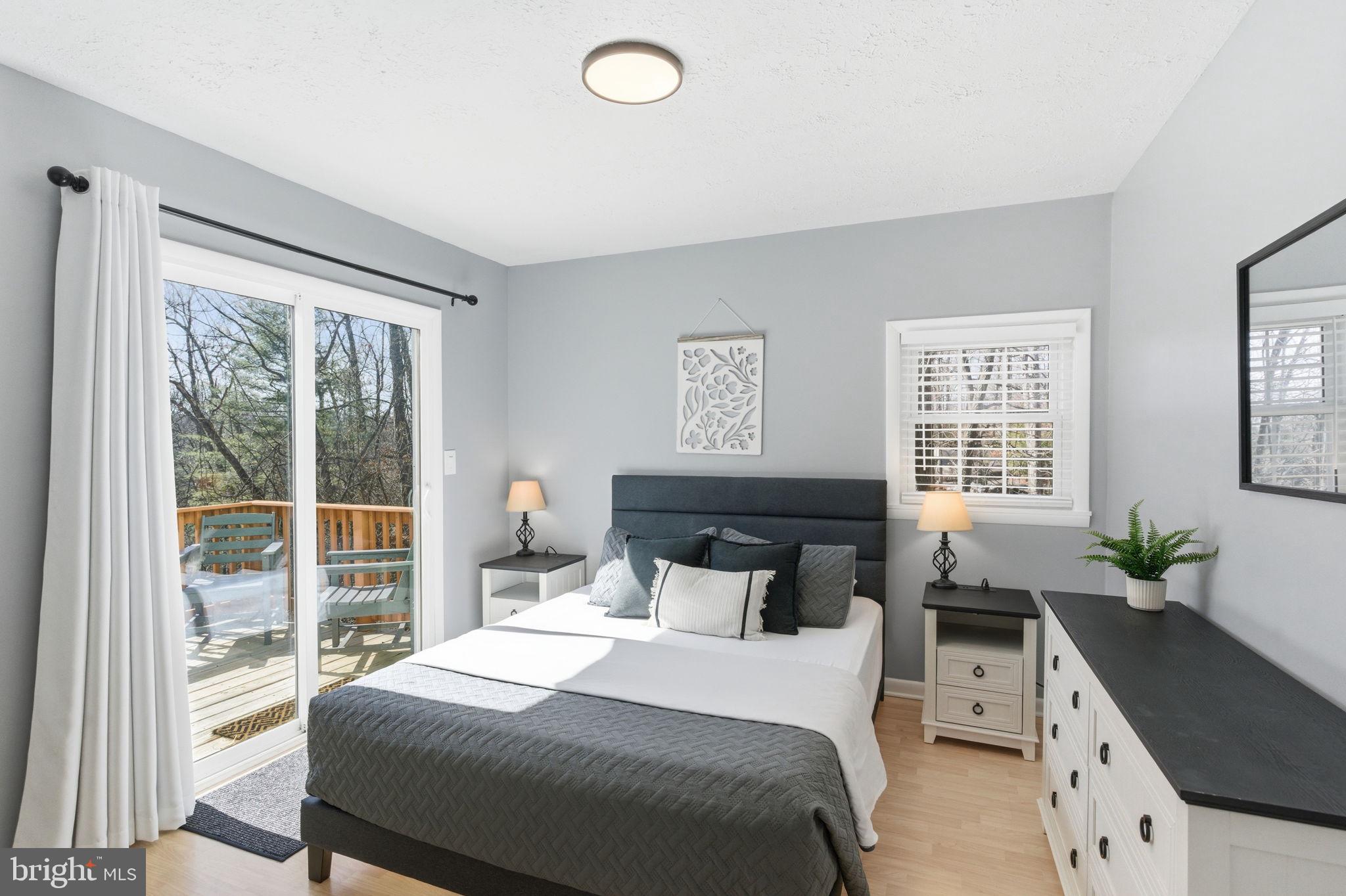 GLENWOOD FOREST - Residential