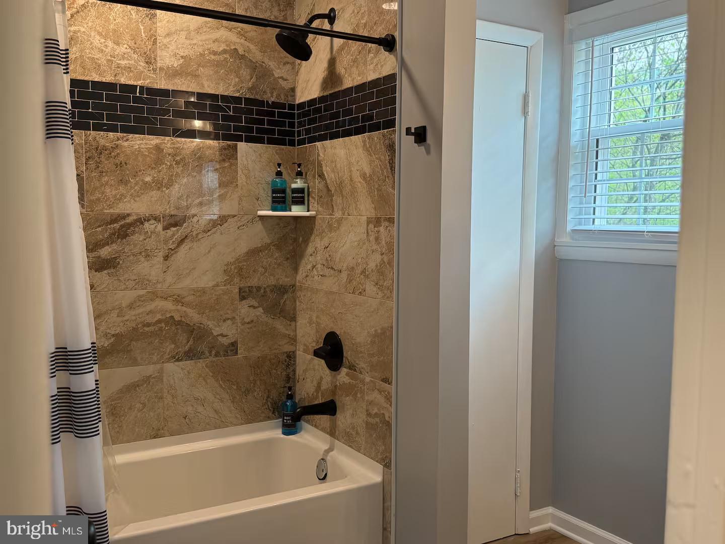 GLENWOOD FOREST - Residential