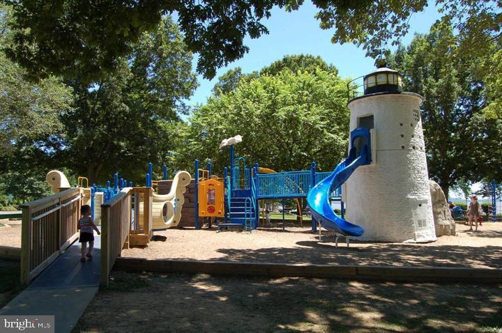 CANVASBACK COVE - Residential Lease