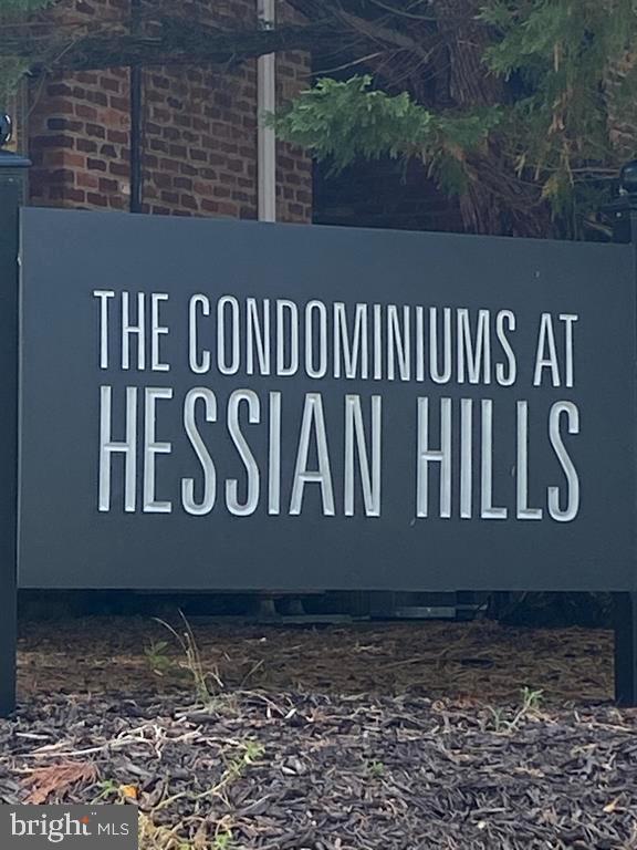 HESSIAN HILLS CONDOS - Residential