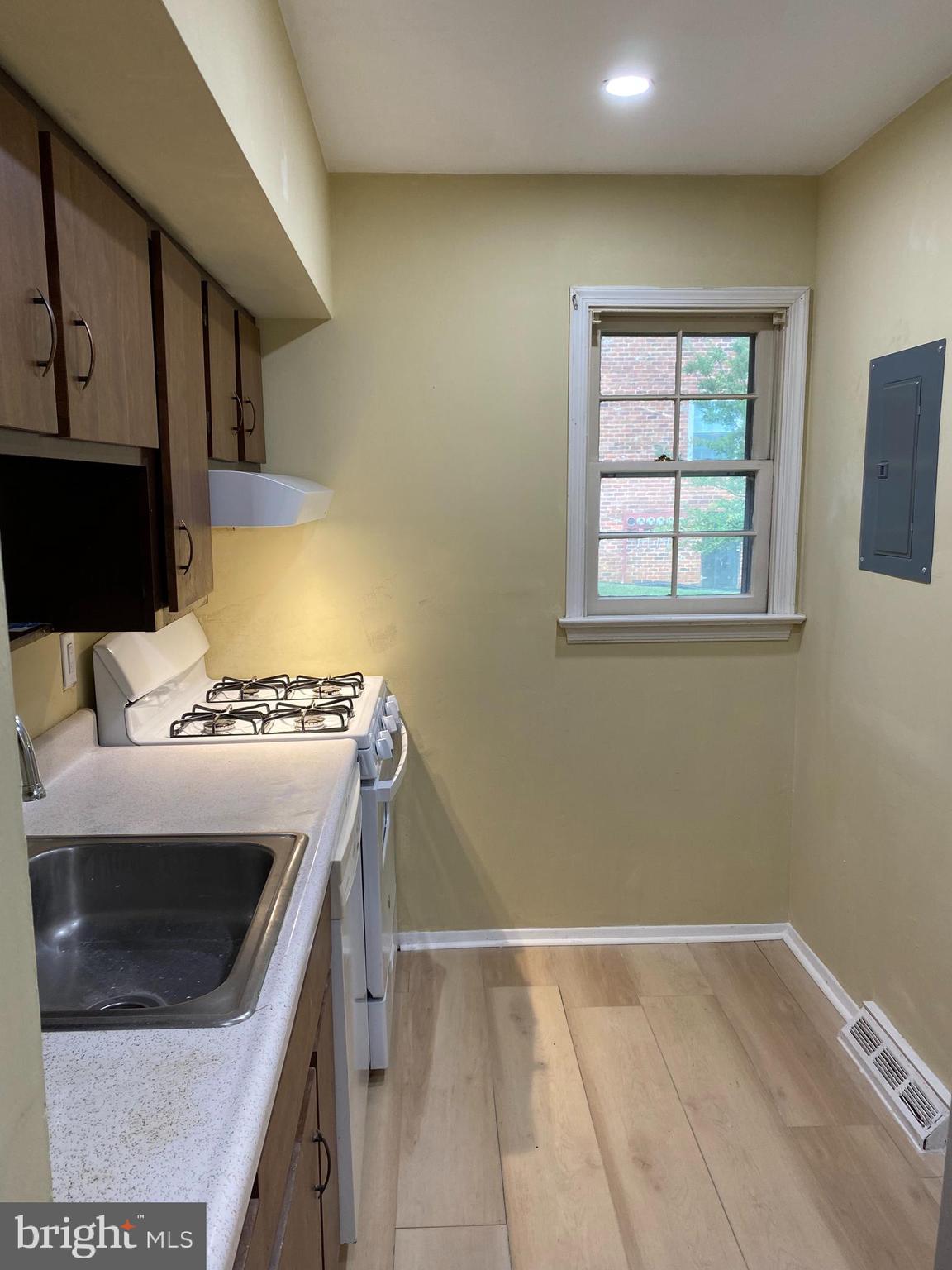 HESSIAN HILLS CONDOS - Residential
