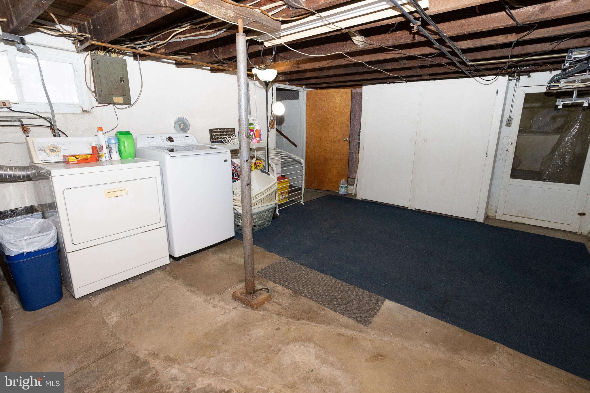 FEASTERVILLE - Residential