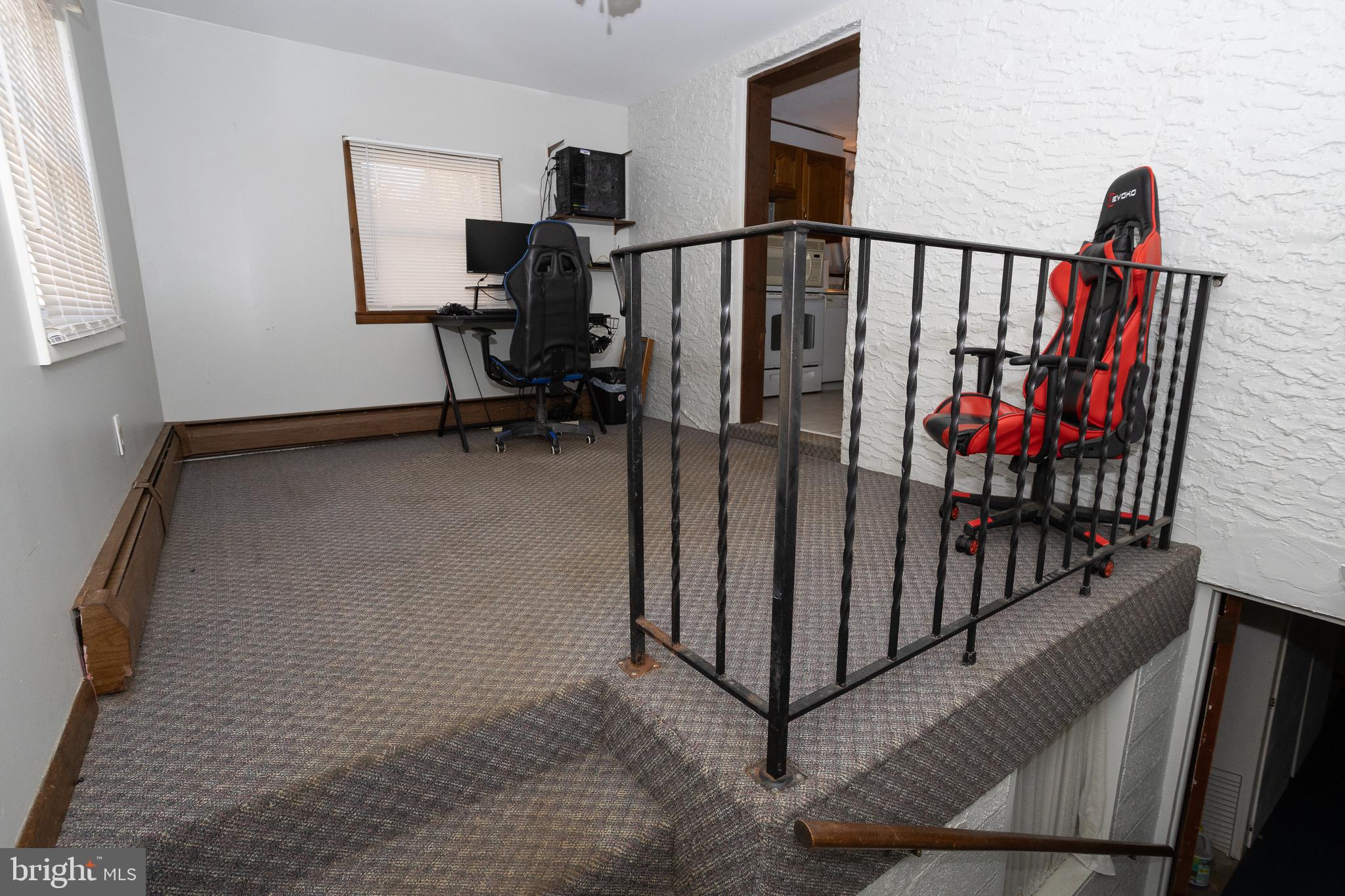 FEASTERVILLE - Residential