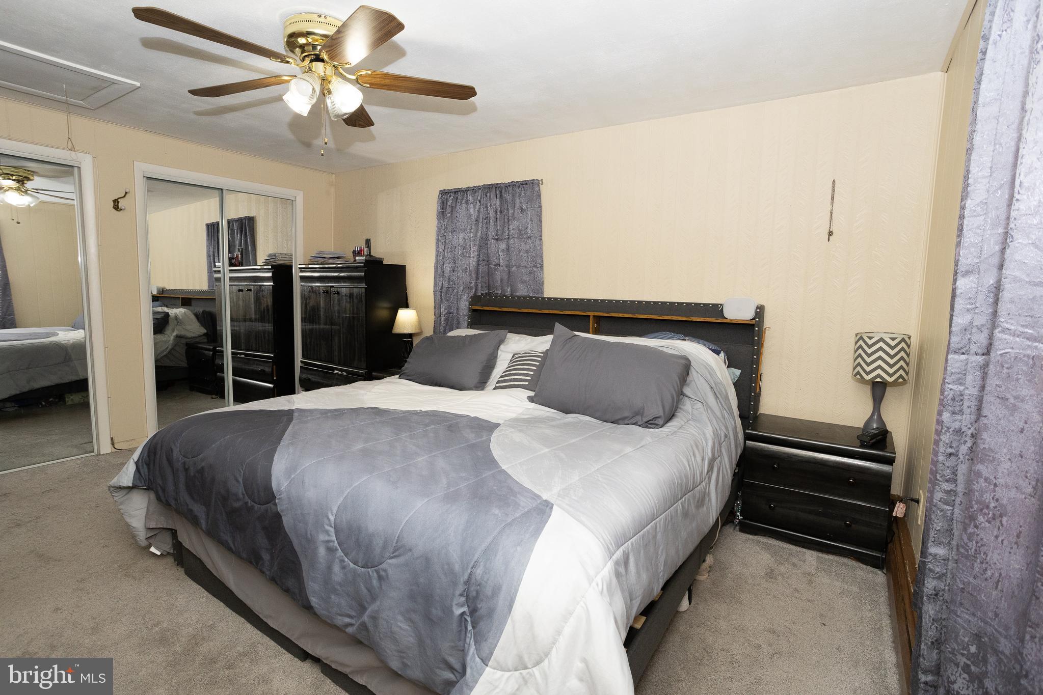 FEASTERVILLE - Residential