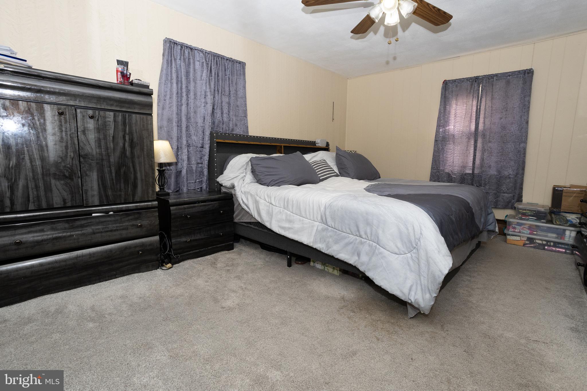 FEASTERVILLE - Residential