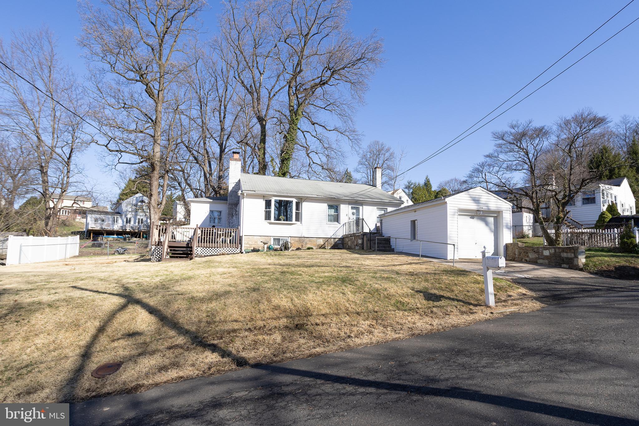 FEASTERVILLE - Residential