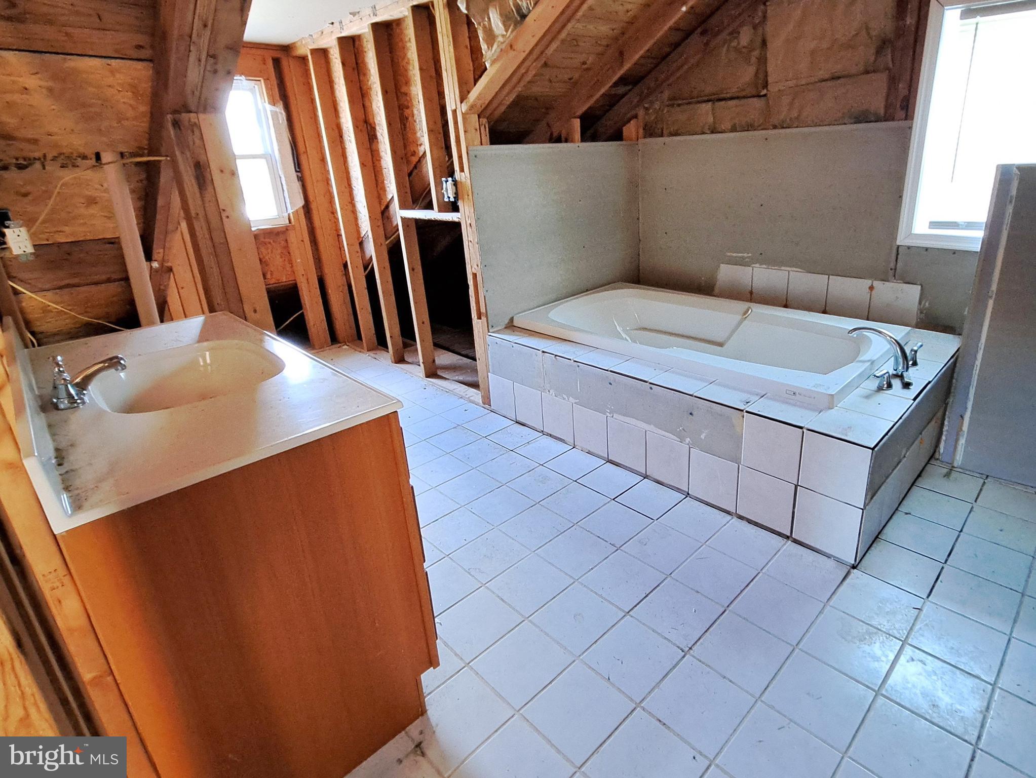 JENKINS ORCHARD - Residential