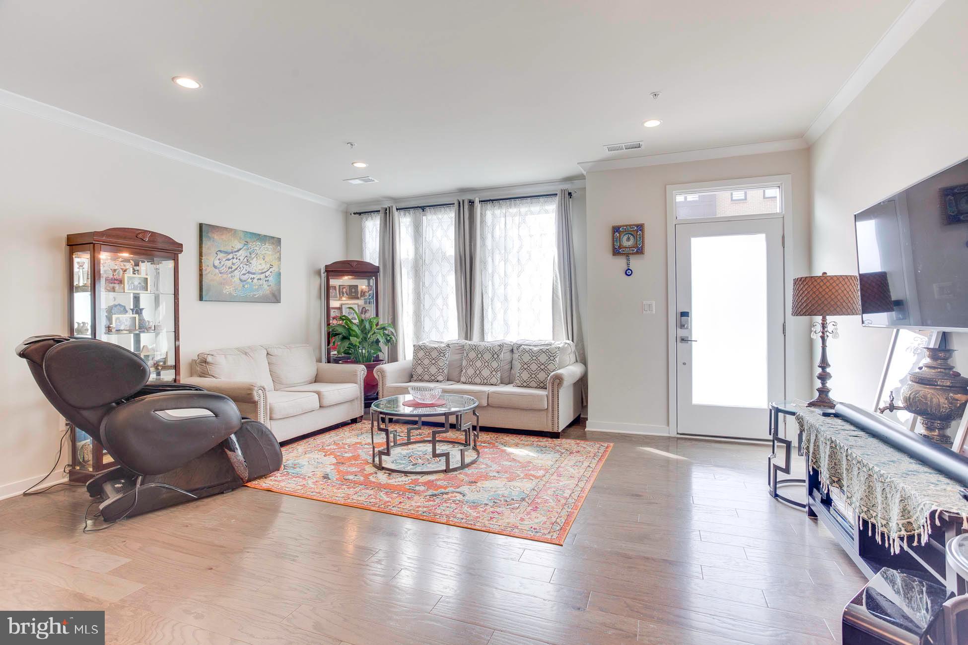 LOUDOUN VALLEY CARLISLE - Residential Lease