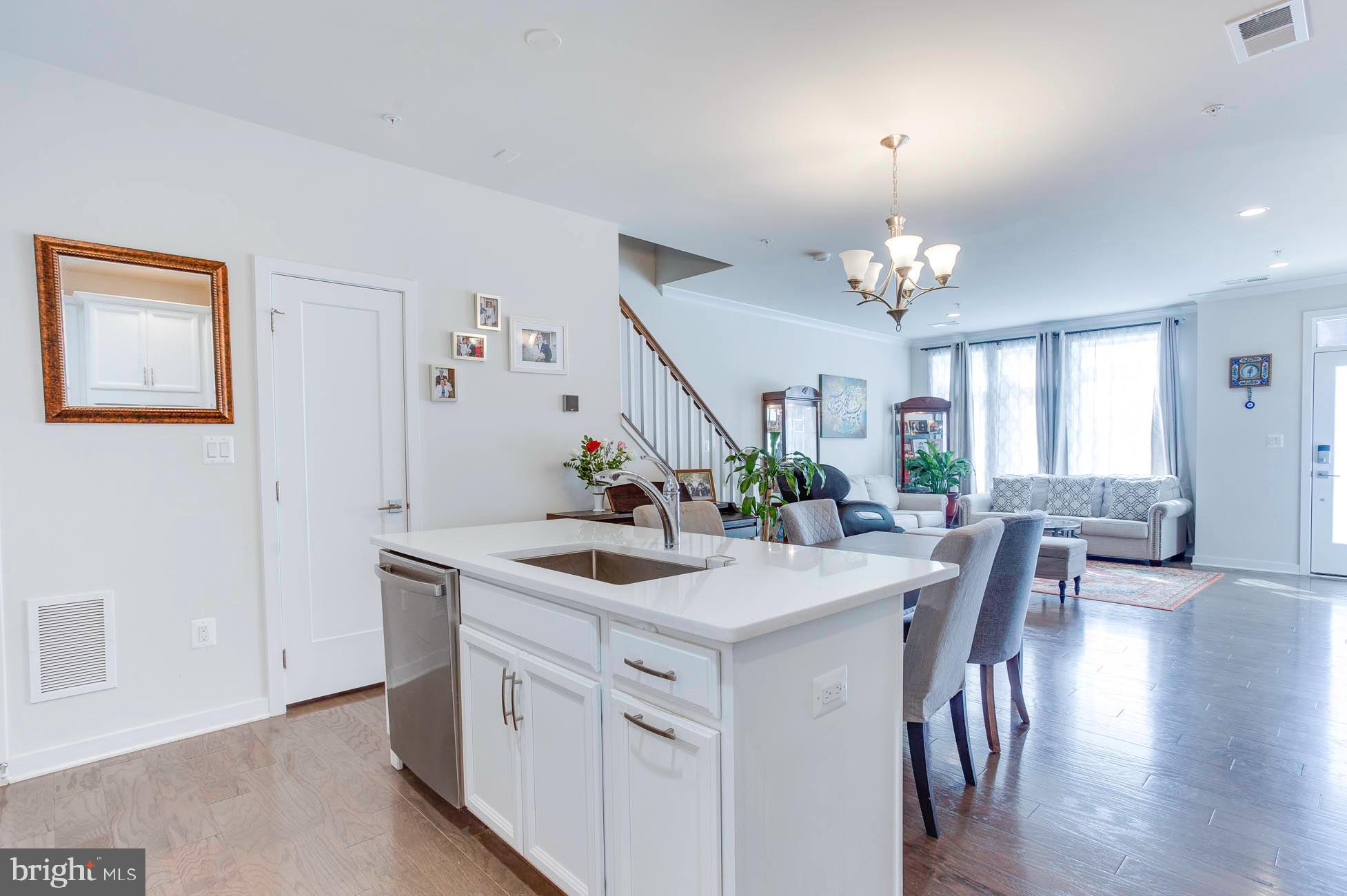 LOUDOUN VALLEY CARLISLE - Residential Lease