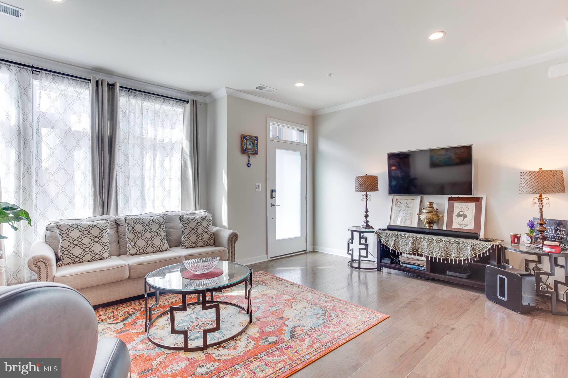 LOUDOUN VALLEY CARLISLE - Residential Lease