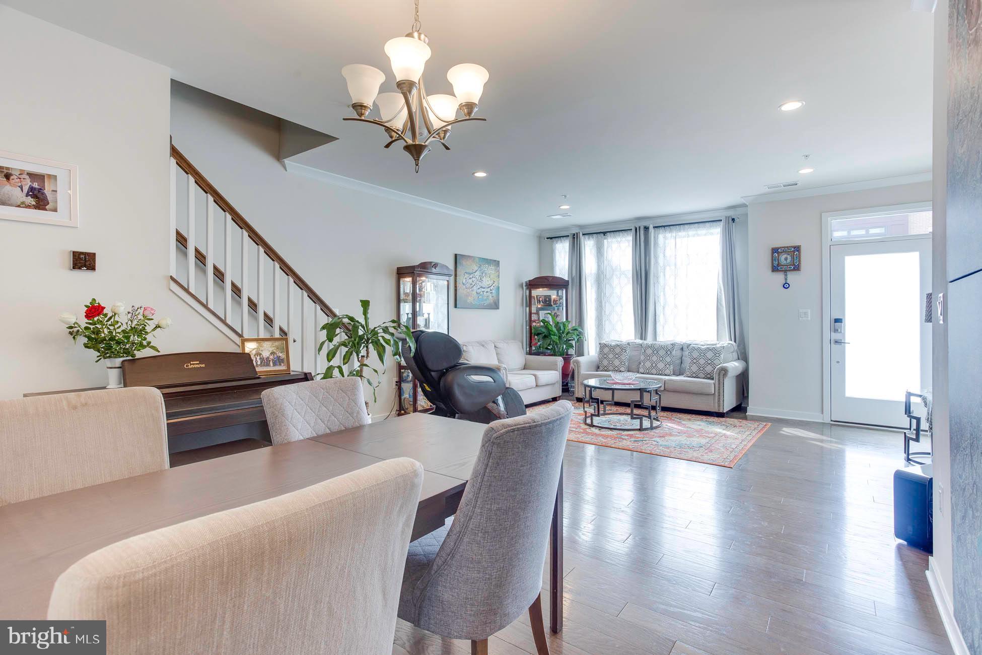 LOUDOUN VALLEY CARLISLE - Residential Lease