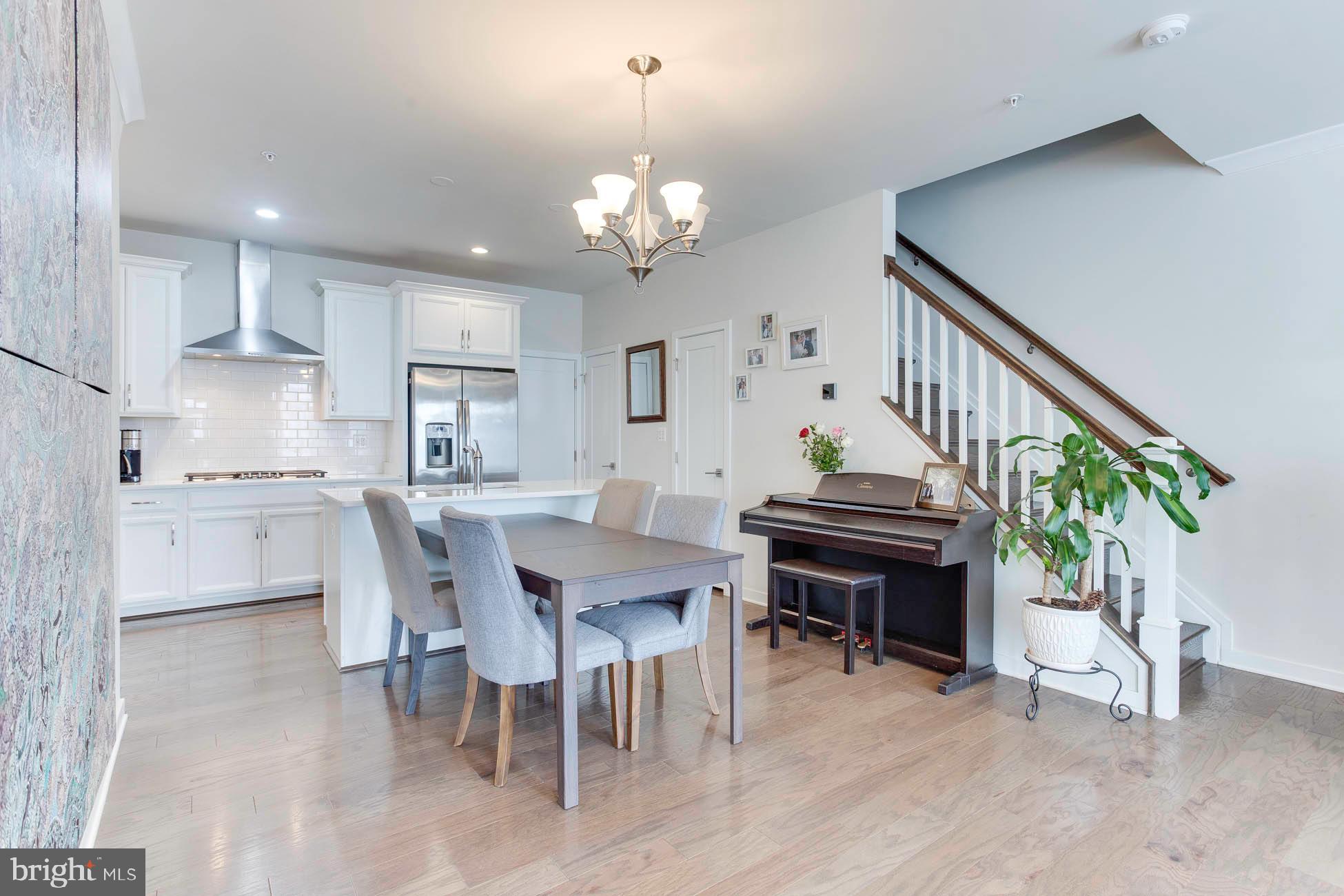 LOUDOUN VALLEY CARLISLE - Residential Lease