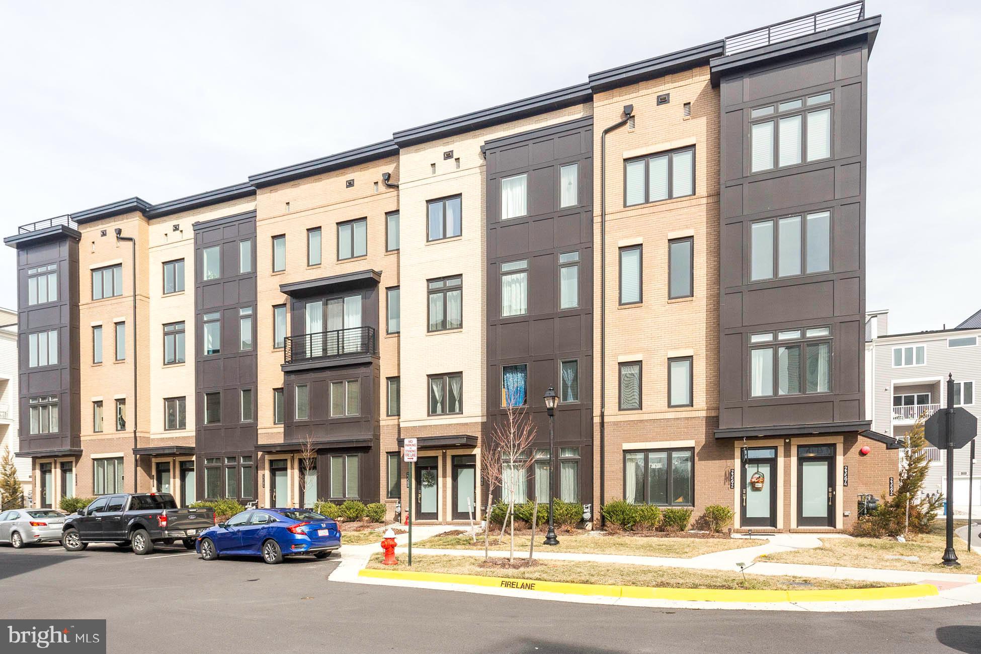 LOUDOUN VALLEY CARLISLE - Residential Lease