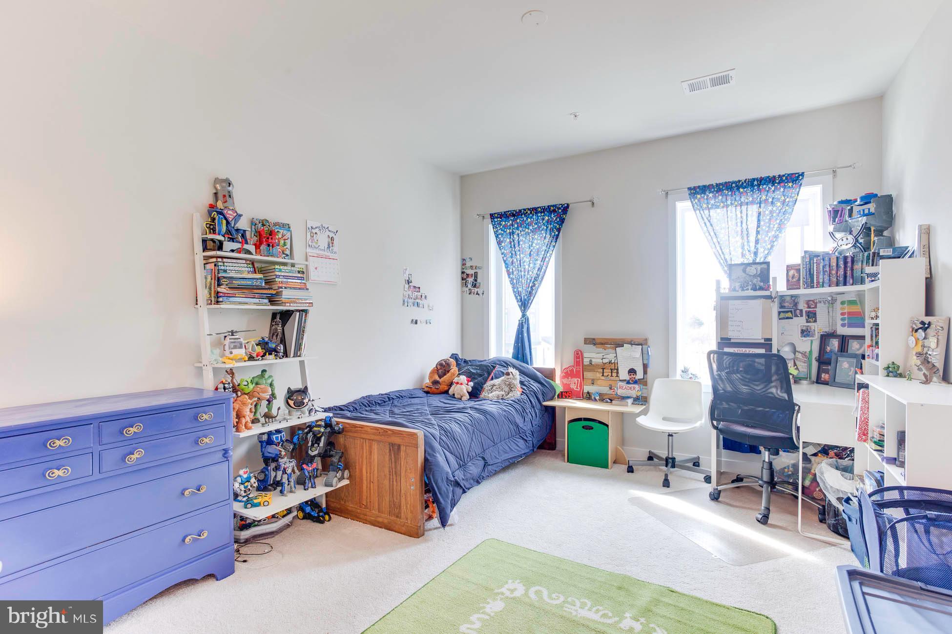 LOUDOUN VALLEY CARLISLE - Residential Lease