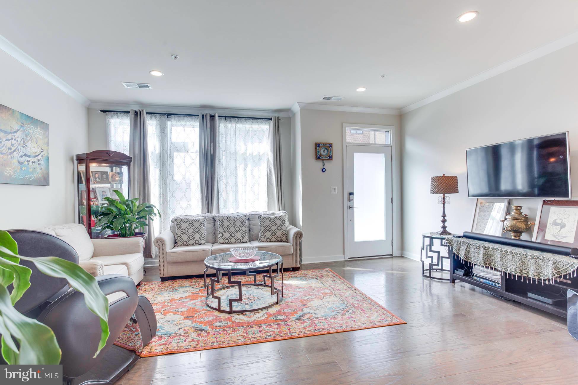 LOUDOUN VALLEY CARLISLE - Residential Lease