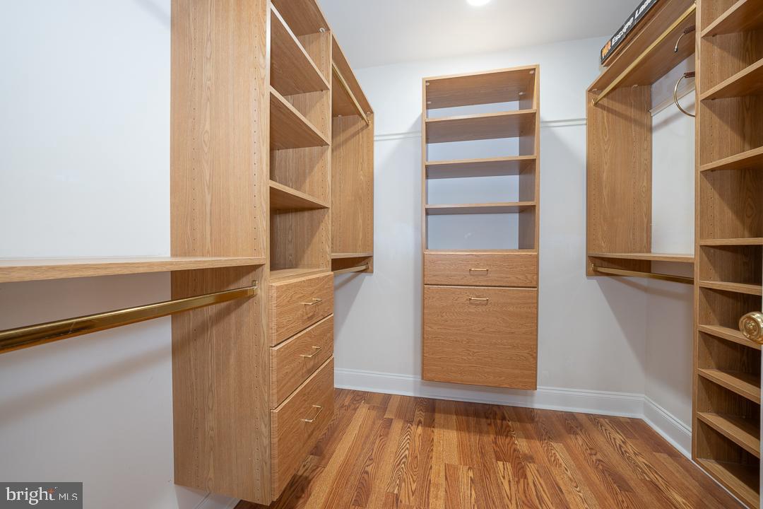 SPRING MEADOW FARM - Residential