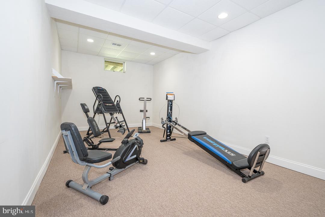 SPRING MEADOW FARM - Residential