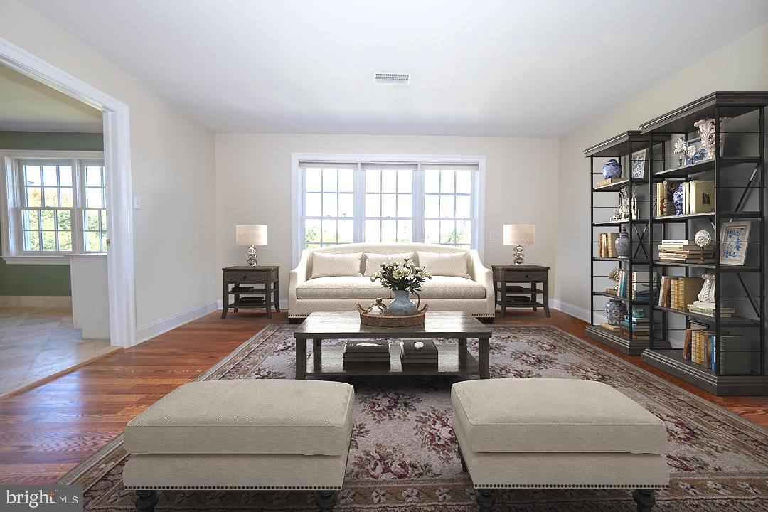 SPRING MEADOW FARM - Residential