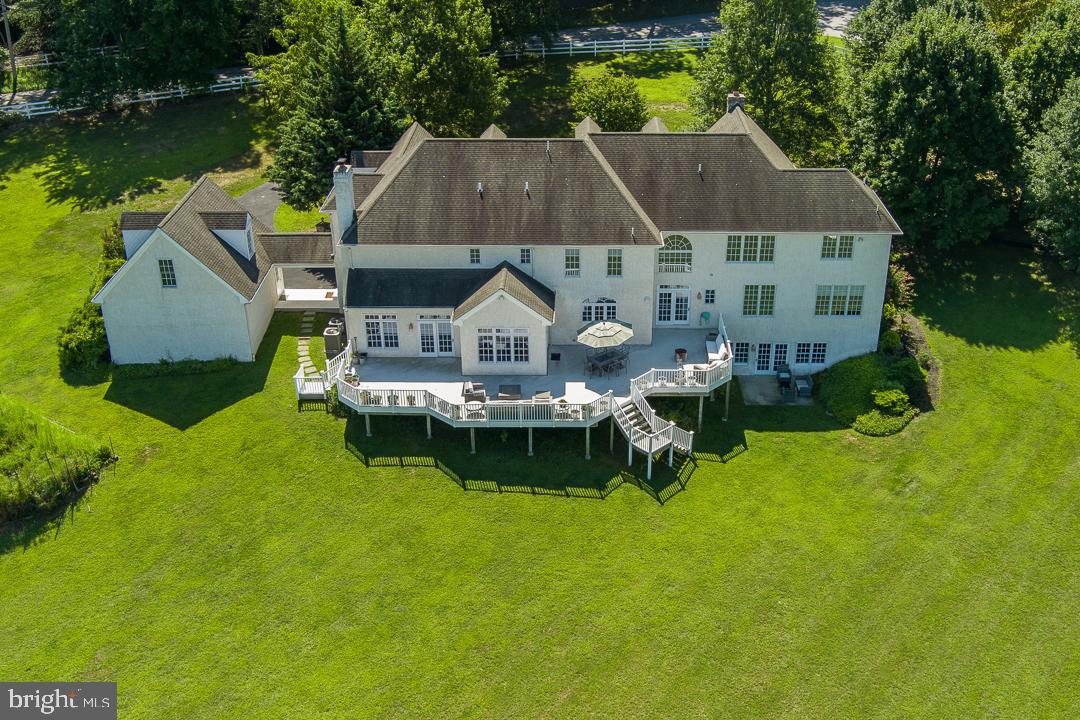 SPRING MEADOW FARM - Residential