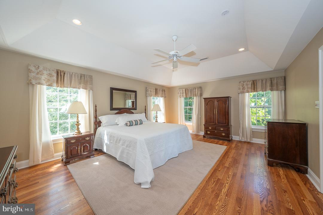 SPRING MEADOW FARM - Residential