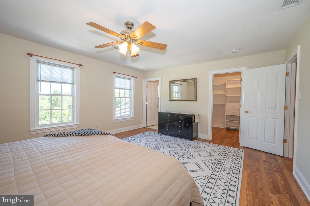 SPRING MEADOW FARM - Residential