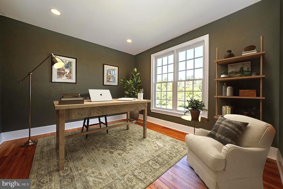 SPRING MEADOW FARM - Residential