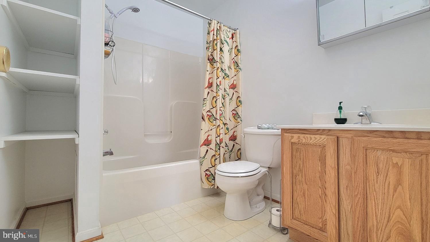 EAST RIDGE TOWNHOMES - Residential