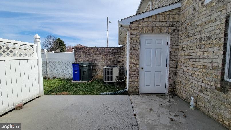 EAST RIDGE TOWNHOMES - Residential