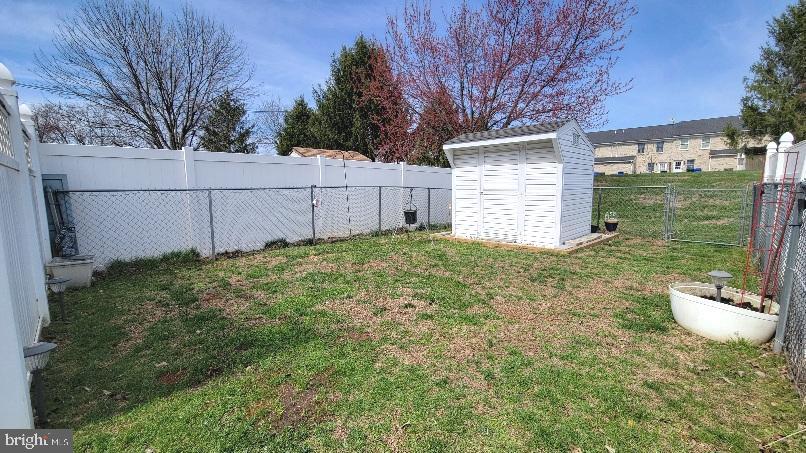 EAST RIDGE TOWNHOMES - Residential