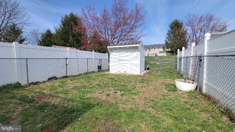 EAST RIDGE TOWNHOMES - Residential