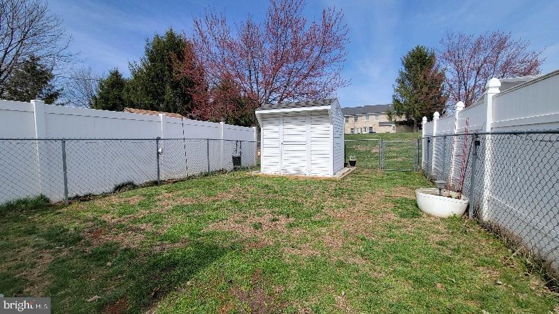 EAST RIDGE TOWNHOMES - Residential