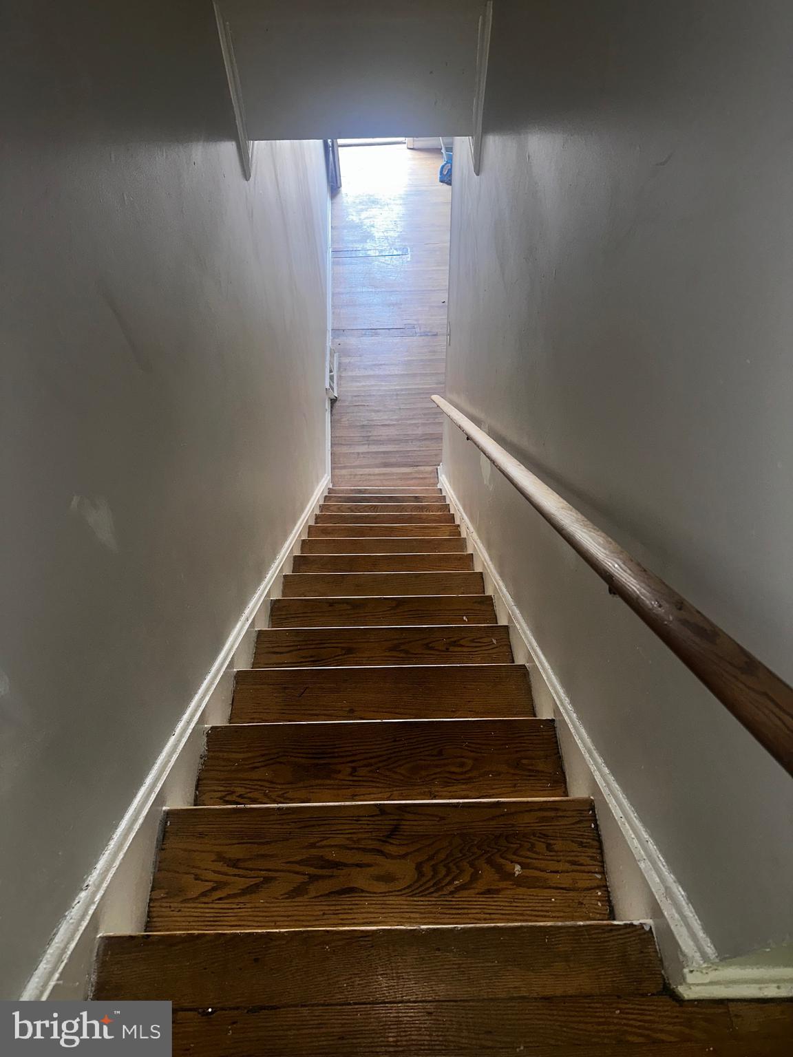 832 W 5TH STREET