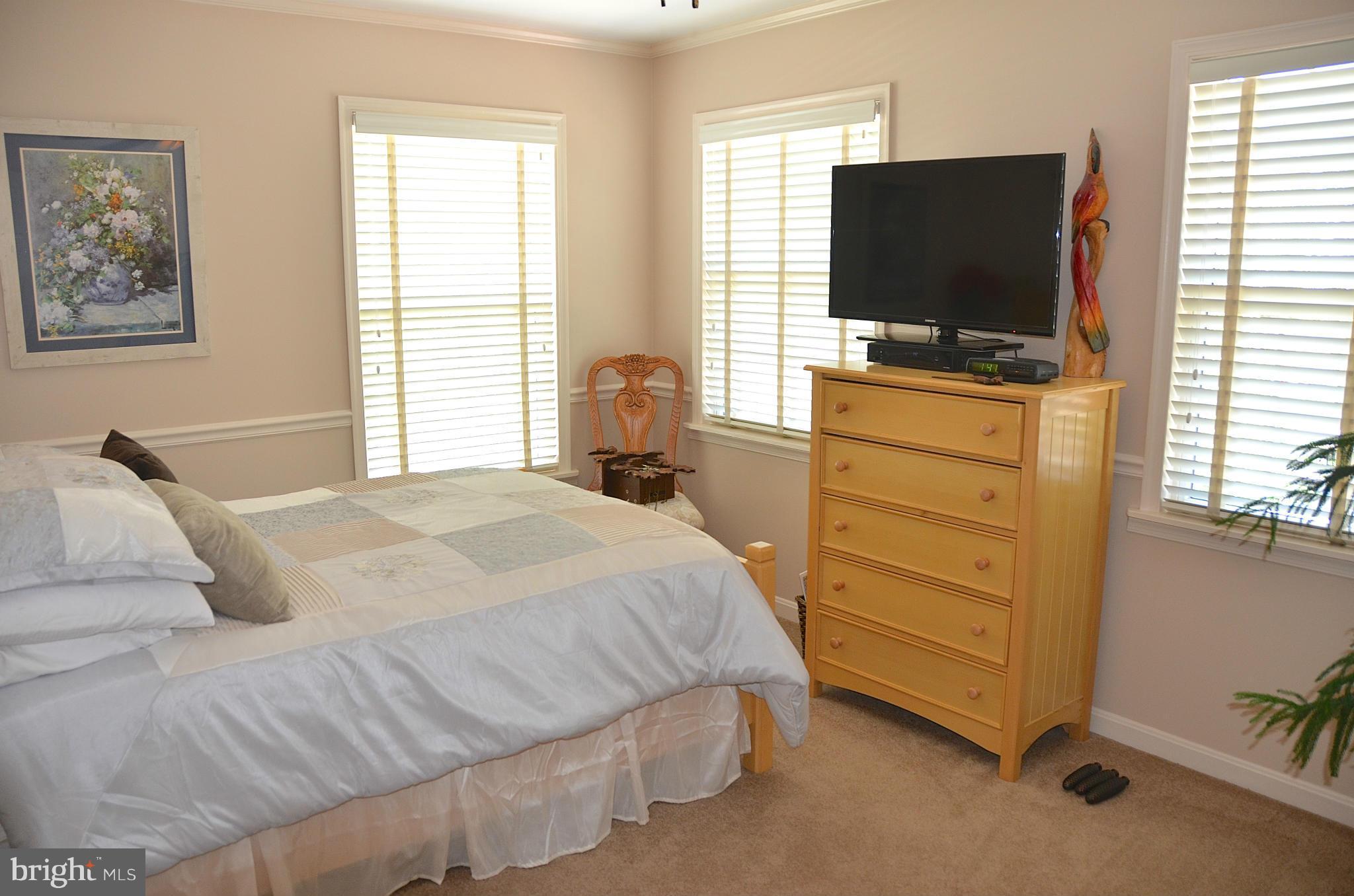 LOCH HAVEN BEACH - Residential