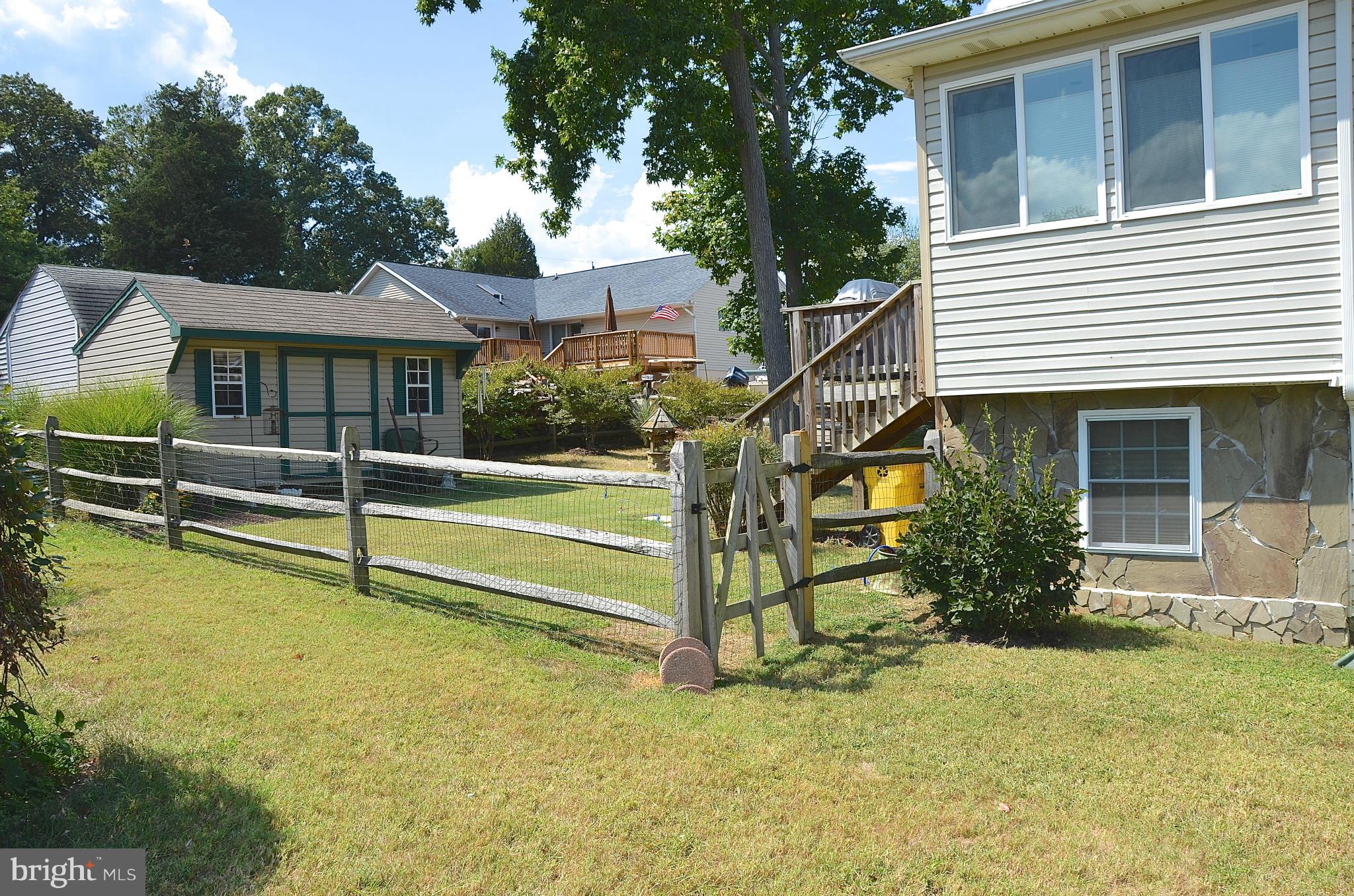 LOCH HAVEN BEACH - Residential