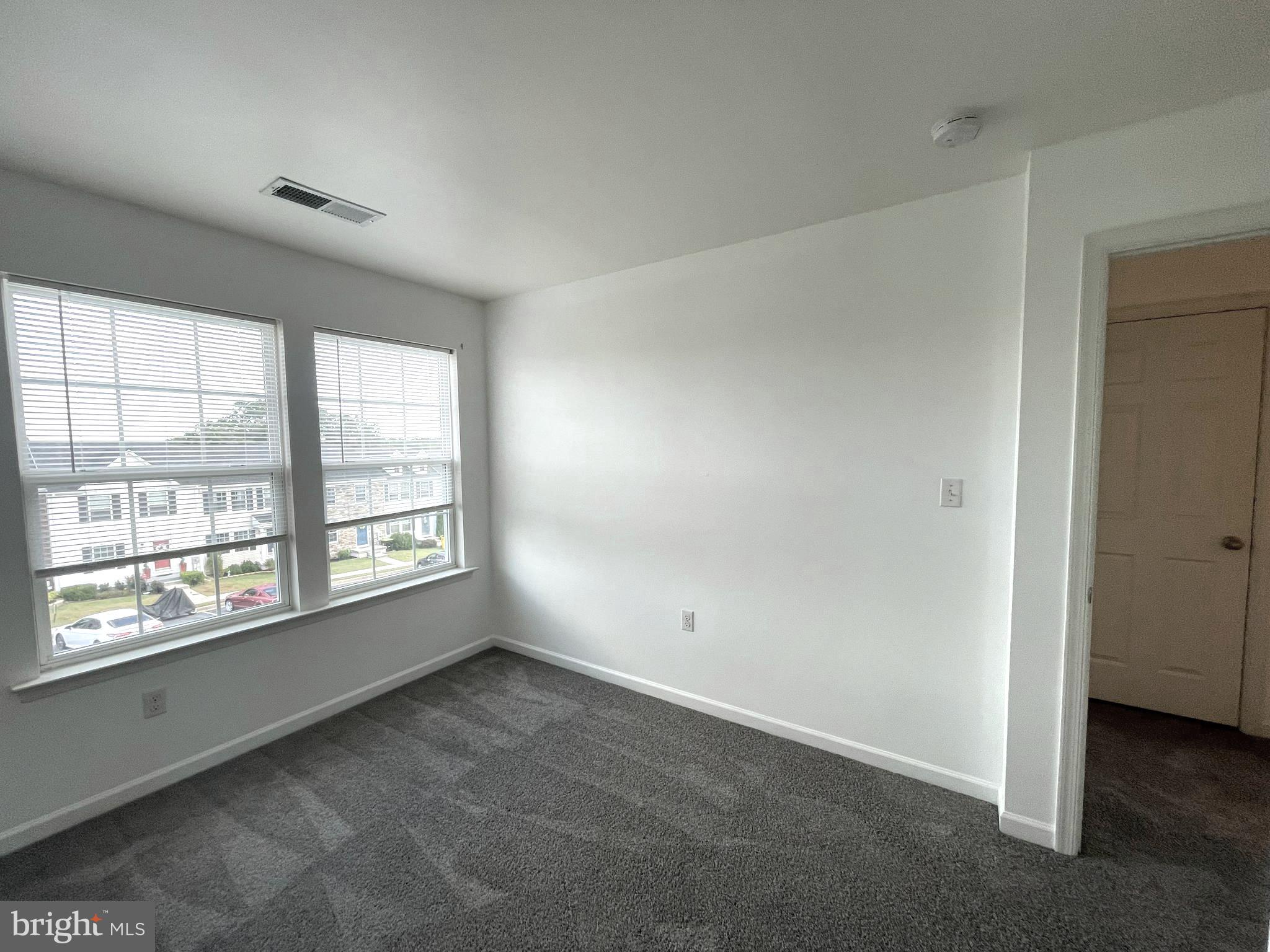 FAIRWAYS EAST - Residential Lease