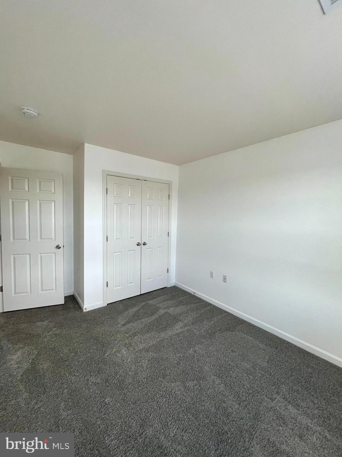 FAIRWAYS EAST - Residential Lease