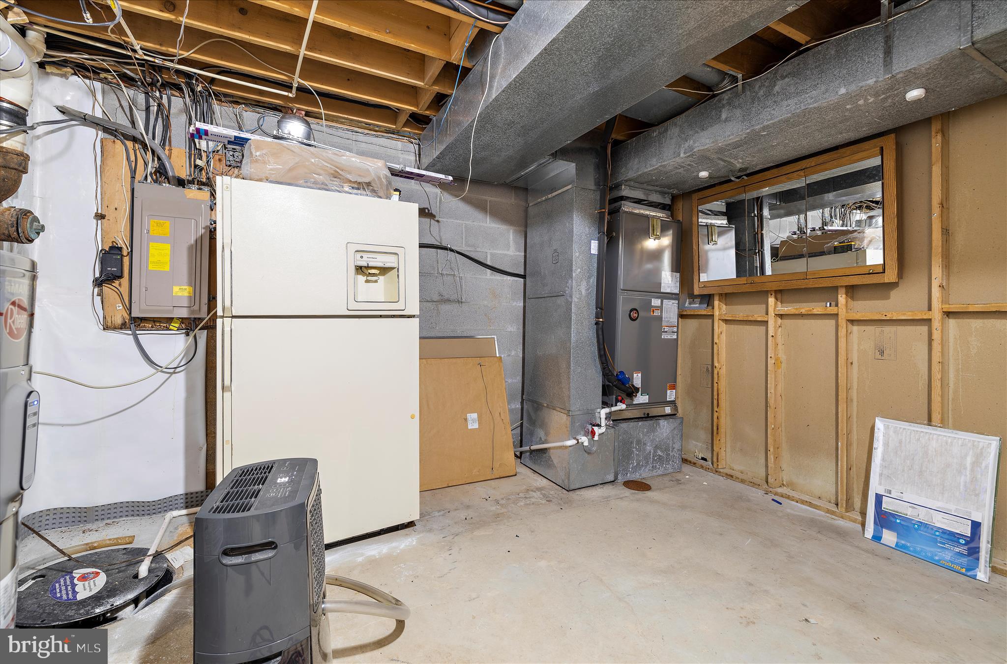 ASCOT ESTATES - Residential