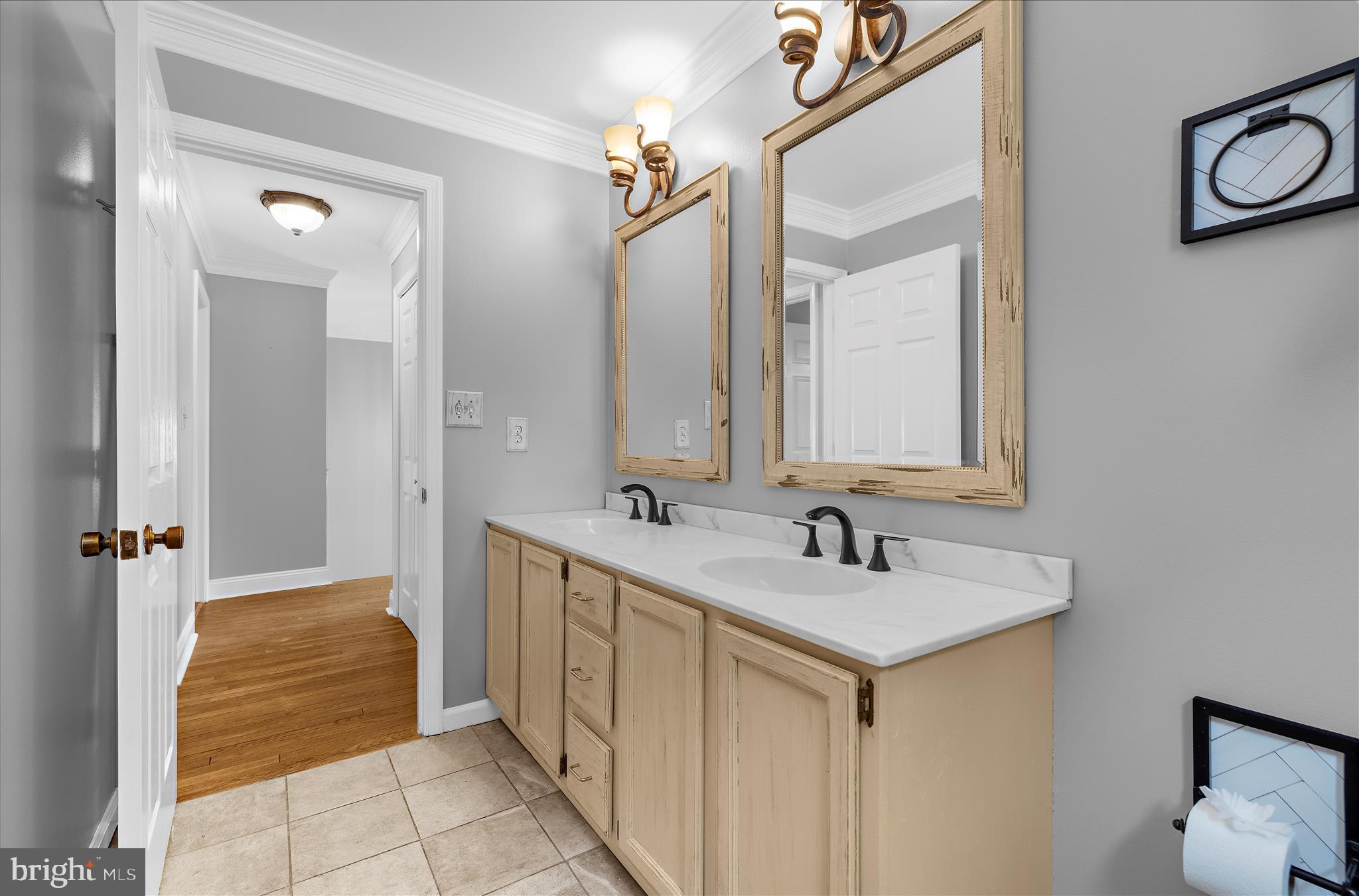 ASCOT ESTATES - Residential