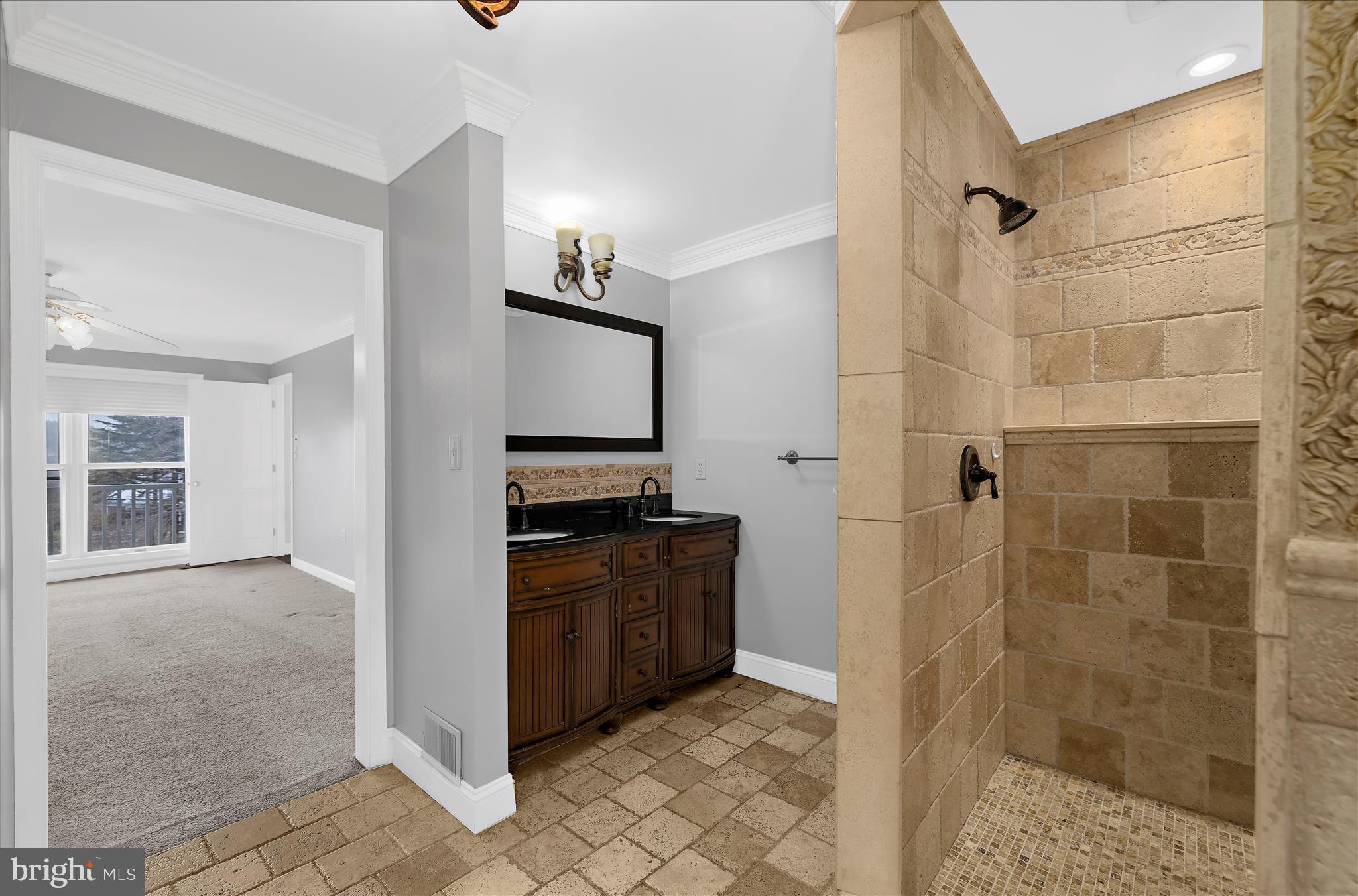 ASCOT ESTATES - Residential