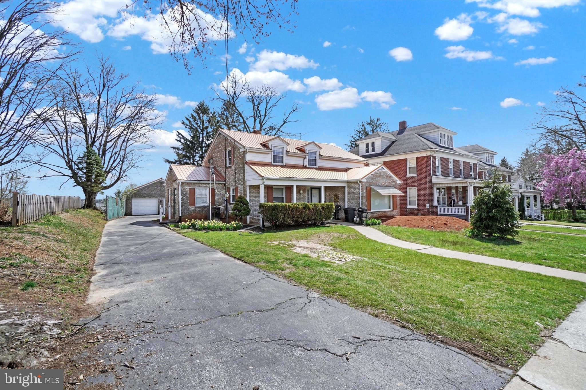 RED LION BORO - Residential