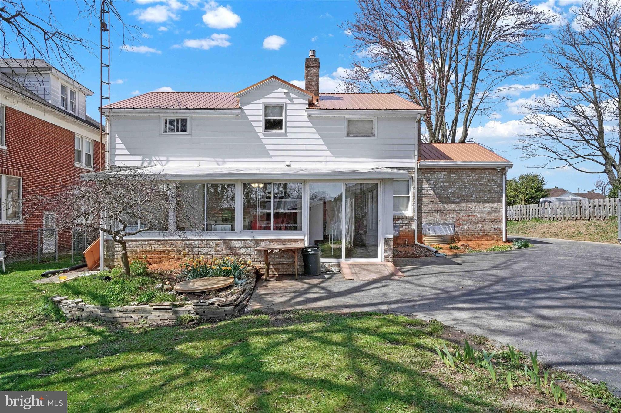 RED LION BORO - Residential