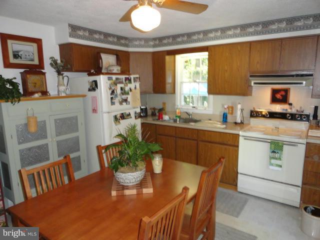 LONG BEACH - Residential