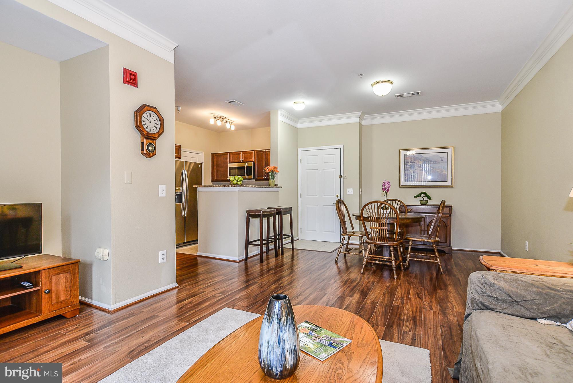 GATES OF MCLEAN - Residential