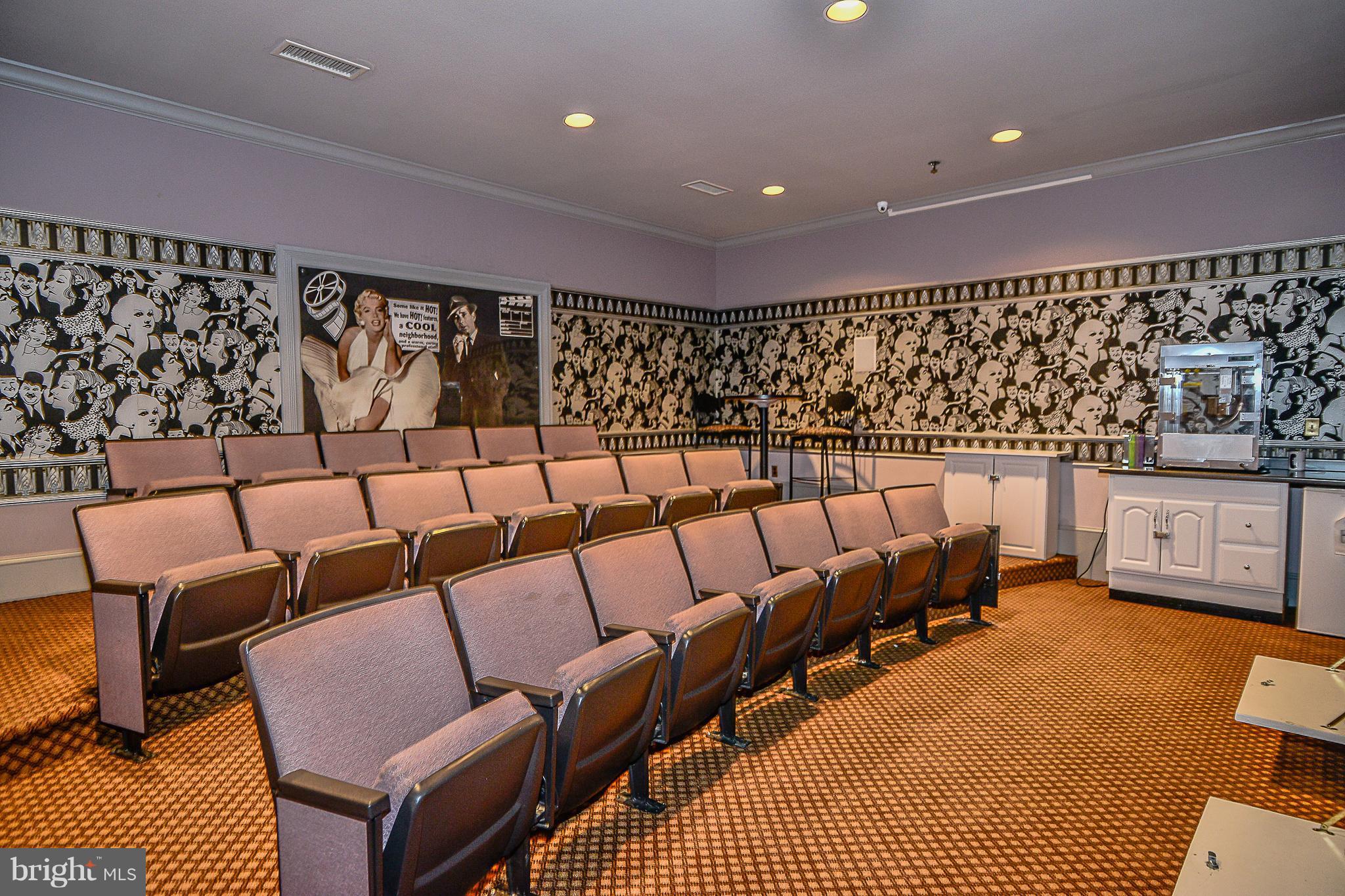 GATES OF MCLEAN - Residential