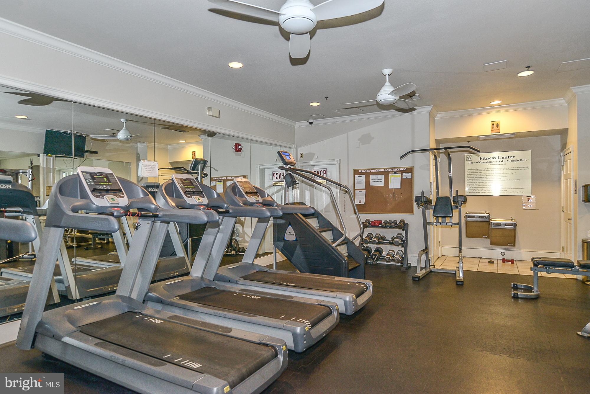 GATES OF MCLEAN - Residential