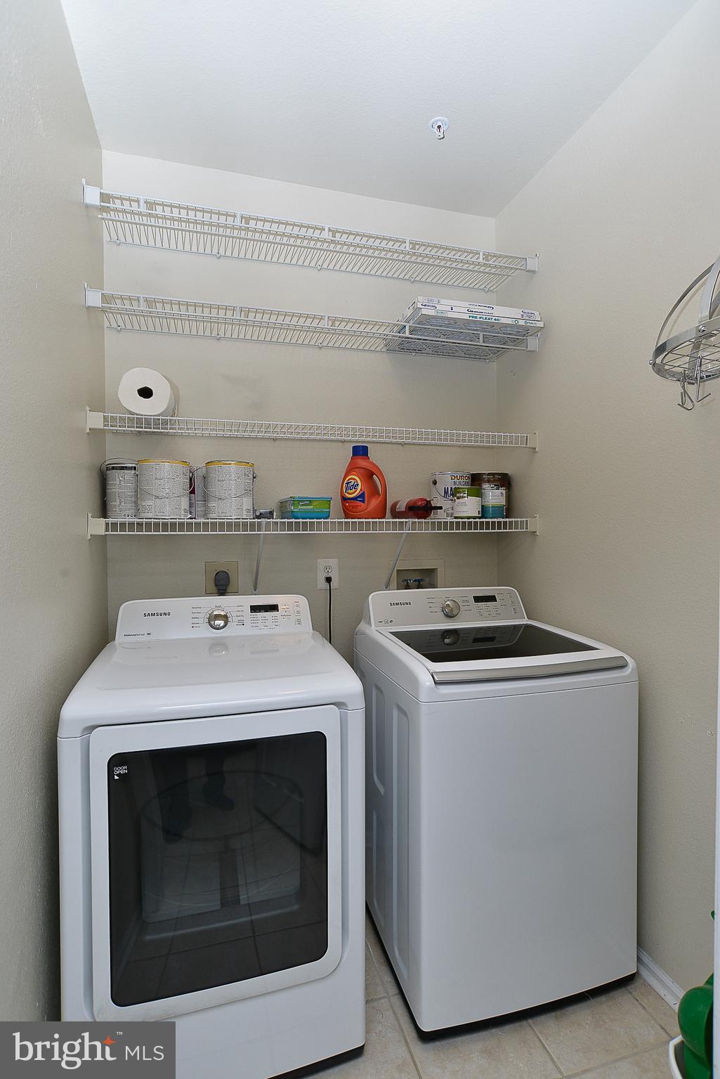 GATES OF MCLEAN - Residential