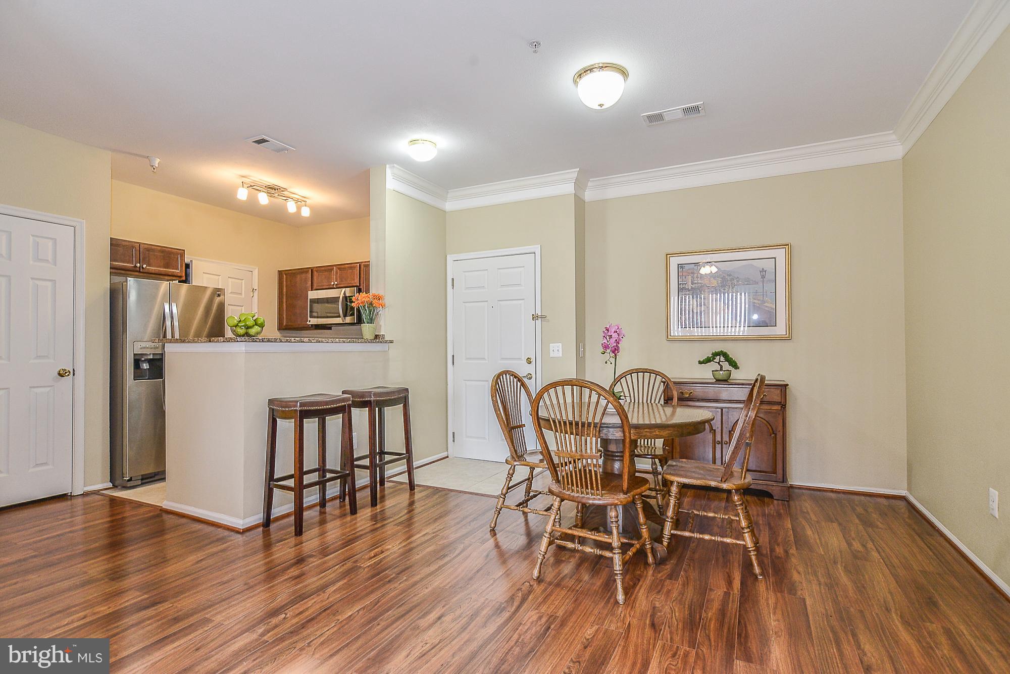 GATES OF MCLEAN - Residential