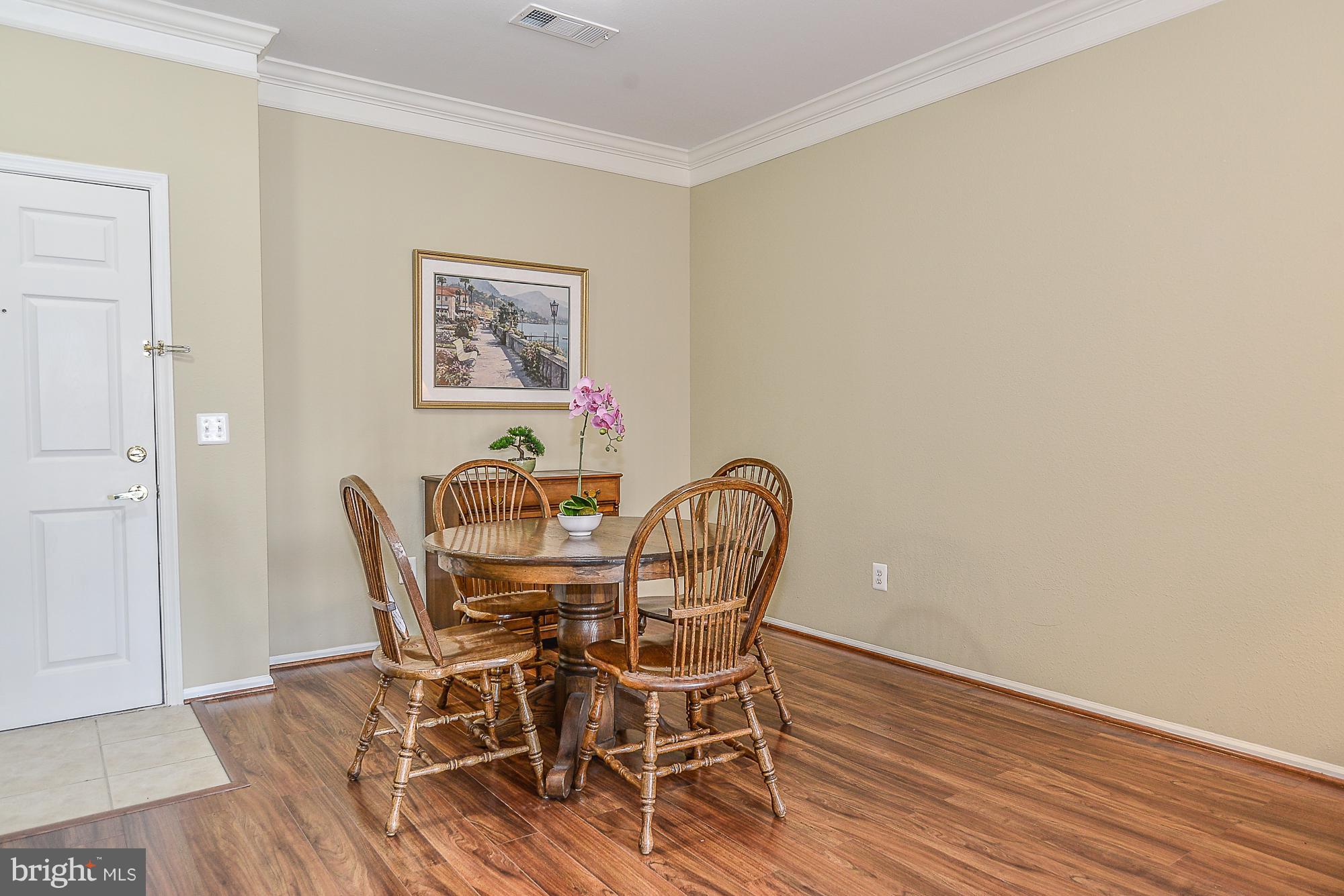 GATES OF MCLEAN - Residential